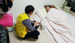 어르신들 생필품 지원활동♥