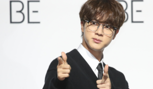 방탄소년단 진 생일 맞아 따…