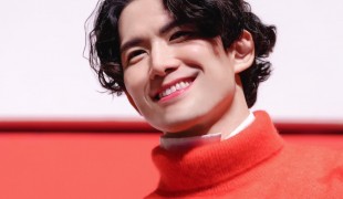 [팬기부] 뮤지컬배우 정동화…